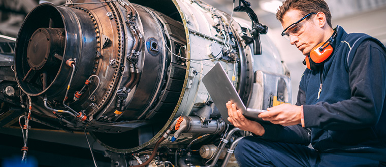Job Responsibilities And Lifestyle Of An Aircraft Maintenance Engineer (AME) | Aero Zone